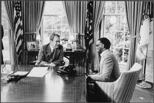 lossy-page1-1200px-Nixon_meeting_with_Ray_Charles_in_the_oval_office_-_NARA_-_194452.tif