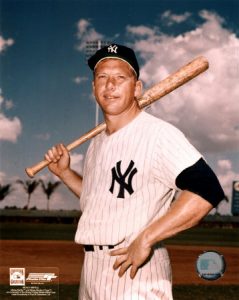mickey-mantle-6-posed-with-bat2
